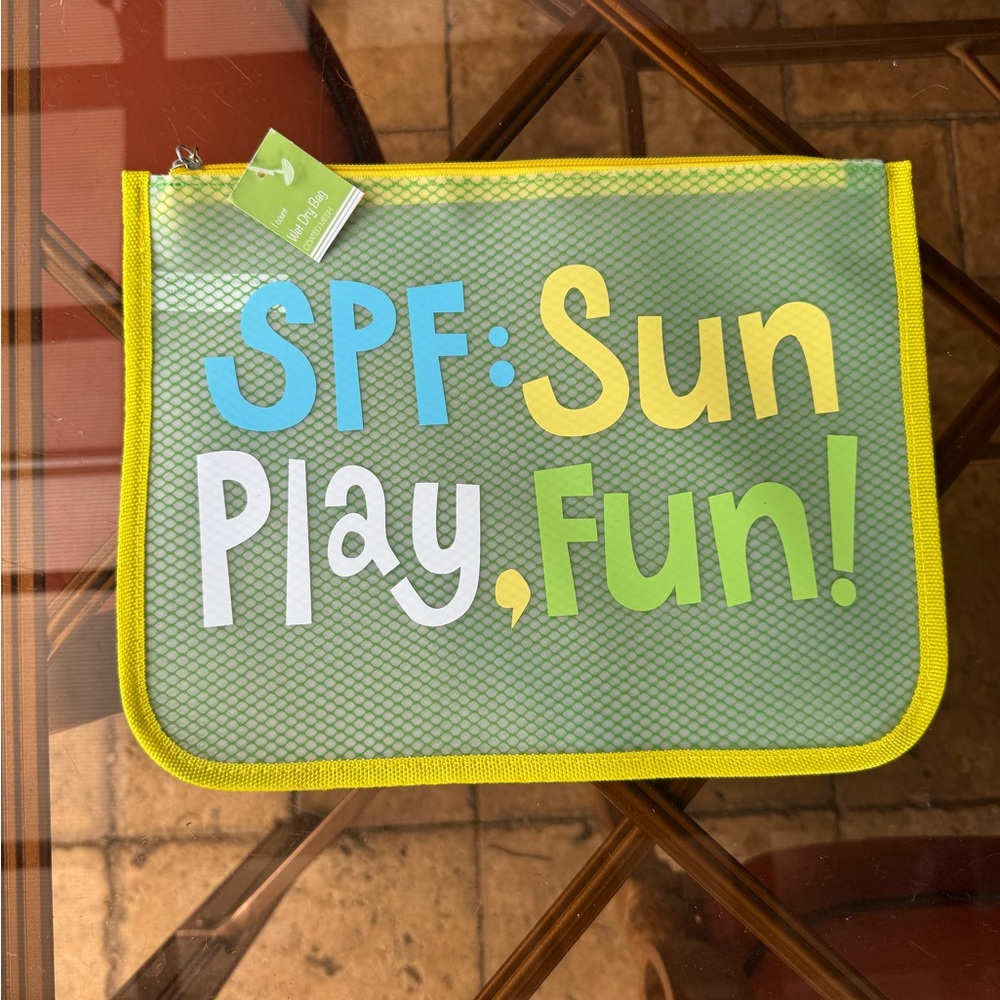 Hit the Beach/Pool Wet/Dry Green Mesh Pouch with Fun Print